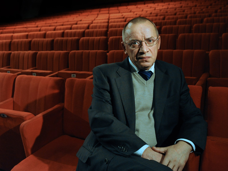 СЕРГЕЙ АРЦИБАШЕВ (14 сентября 1951— 12 июля 2015) Театральный режиссер, актер, народный артист Российской Федерации