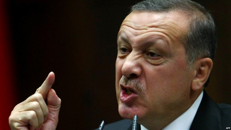 Эрдоган лично обратился в немецкую прокуратуру после оскорбительной передачи  