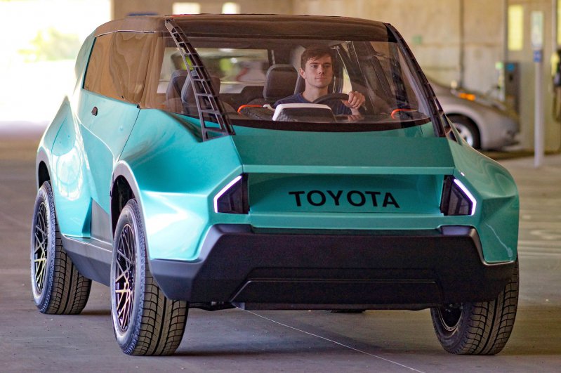 Toyota uBox - автомобиль для современной молодежи