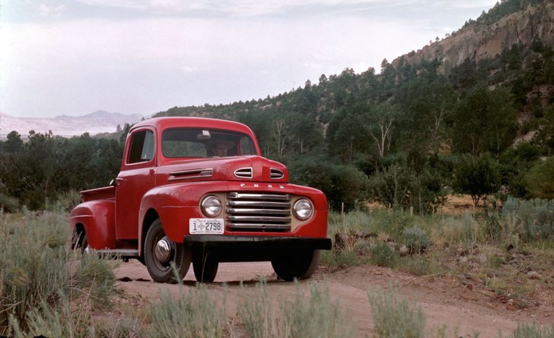 5) 1948 Ford F-series