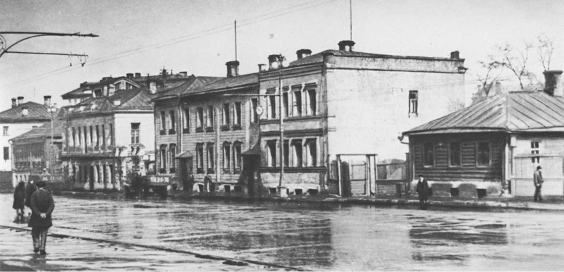 Большая Калужская улица (ныне Ленинский проспект).