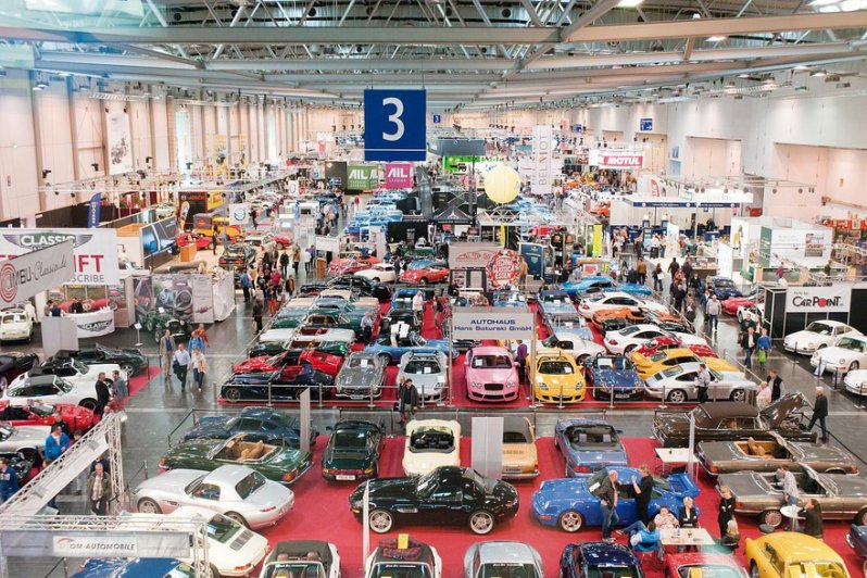 Выставка классических автомобилей - Techno Classica Essen 2016