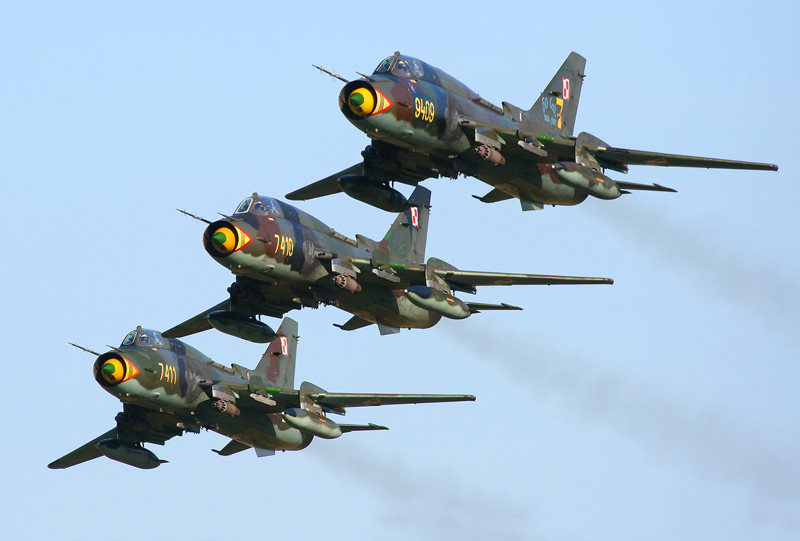Легендарные самолёты: Су-17 в боях