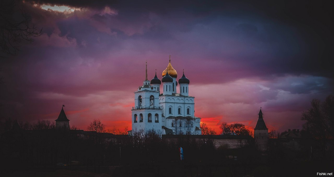 Свято Троицкий кафедральный собор Псков