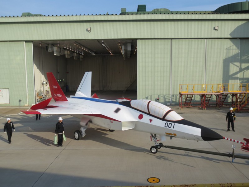 Японский истребитель пятого поколения Х-2