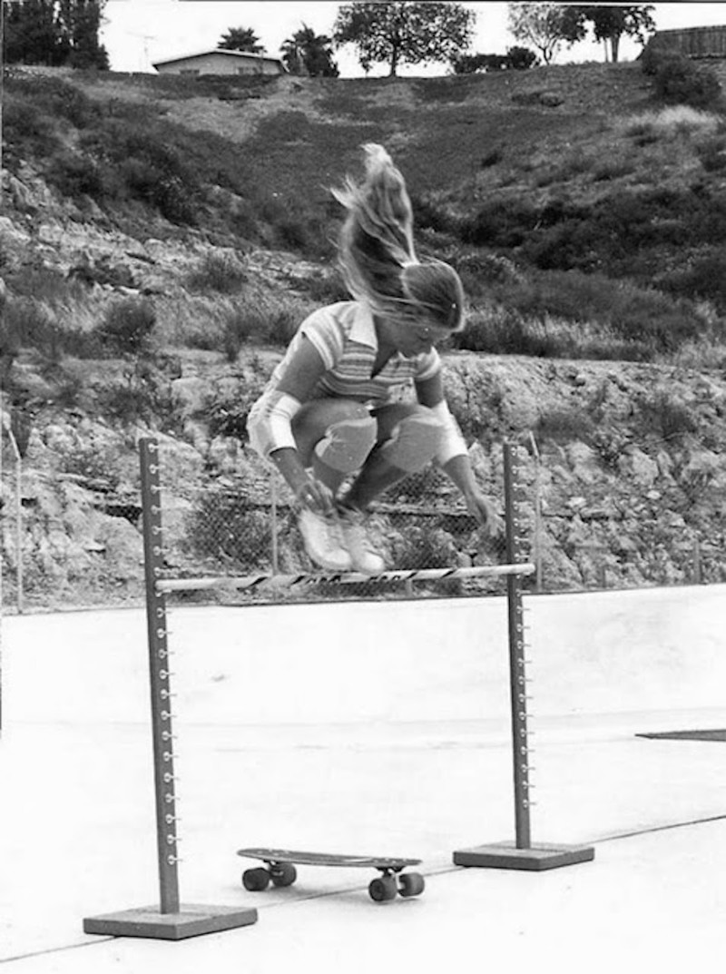 Ellen O’neal — одна из первых женщин-скейтбордисток (1976)