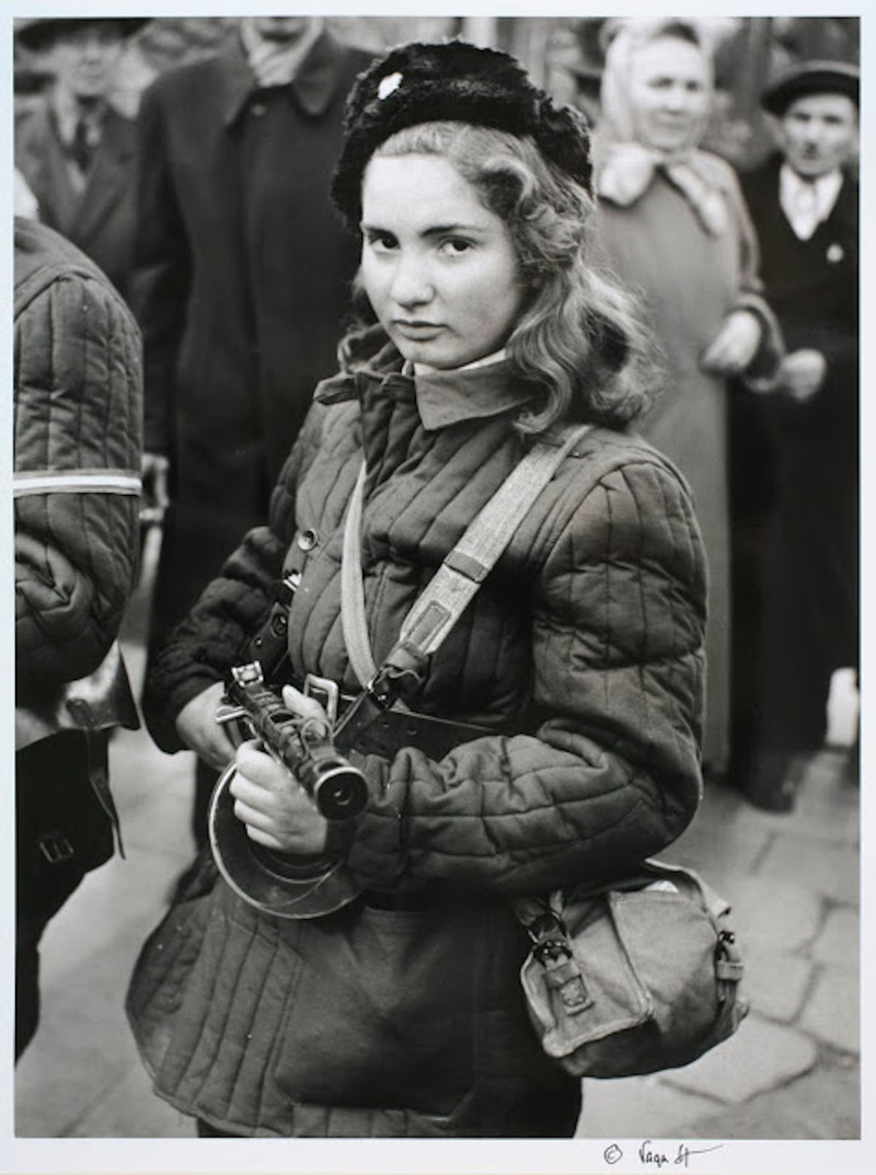 Эрика, 15-летняя участница венгерского восстания (1956)