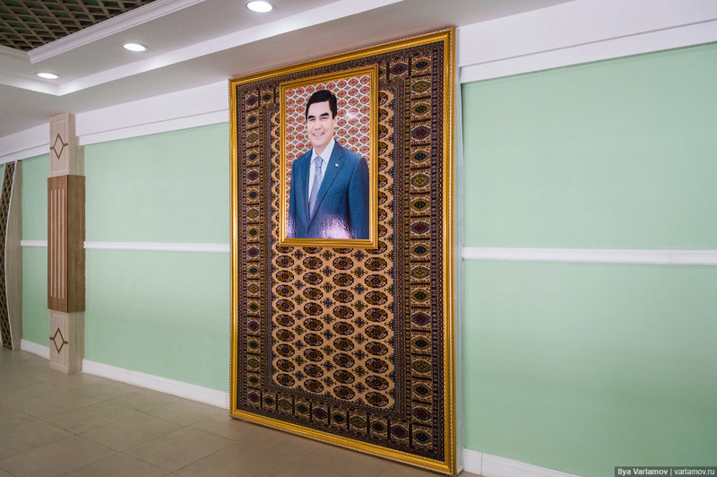 Запретный Туркменистан 3: Культ личности