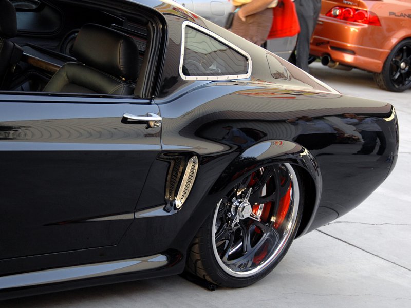 Эксклюзивный Ford Mustang Obsidian уйдет с молотка