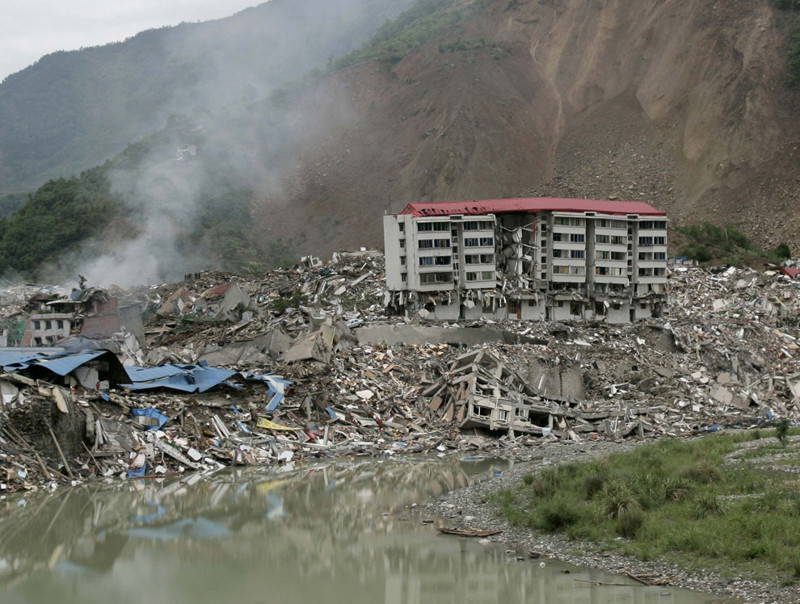 11. Город Бэйчуань в Китае, разрушенный землетрясением