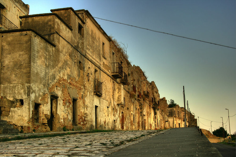 16. Средневековый город-крепость Крако, Италия
