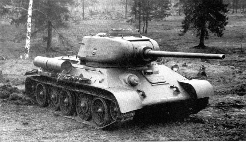 1. Танк Т-34-85