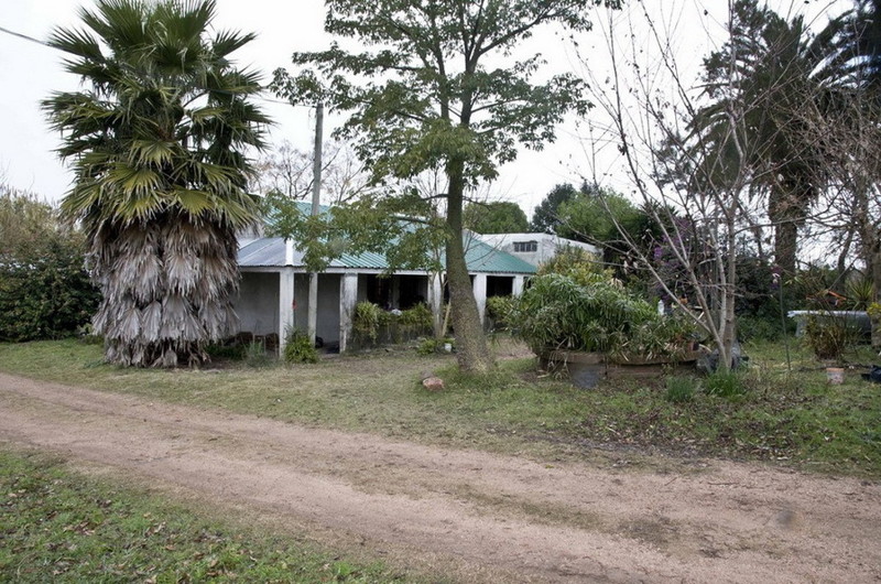 Это его дом недалеко от Мондовидео, столицы Уругвая.