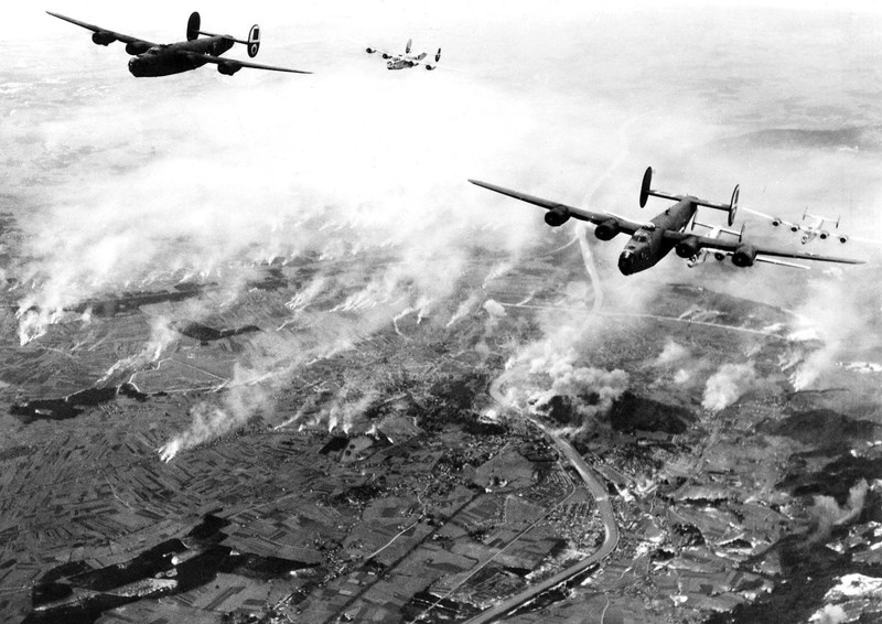 Как американские лётчики в 1944 году атаковали советские войска: воздушный бой над Нишем