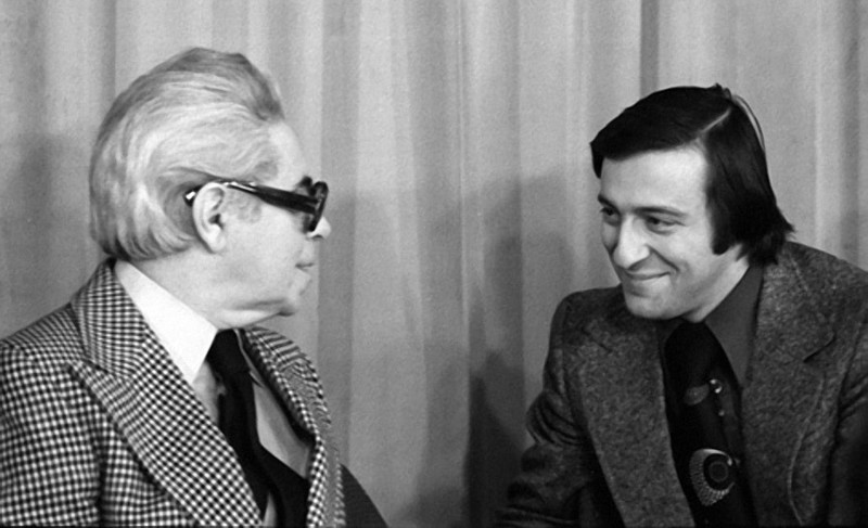 Аркадий Райкин и Геннадий Хазанов, 1978 г. (фото И. Зотин, ТАСС)