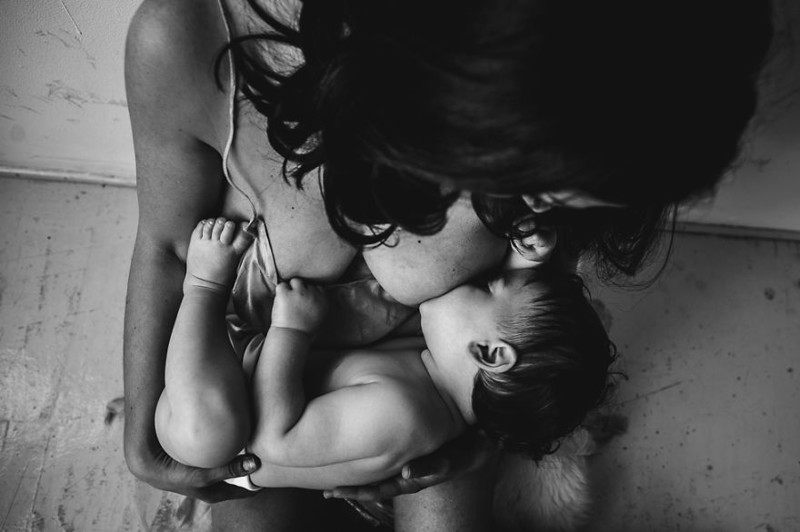 Кормящие мамы в фотопроекте "Счастливое материнство": что может быть прекраснее?