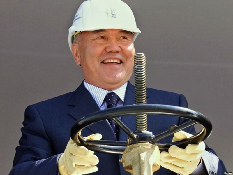 Нурсултан Назарбаев — президент Казахстана.