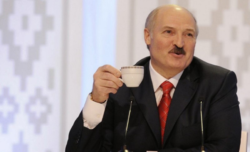 Александр Лукашенко — президент Республики Беларусь.