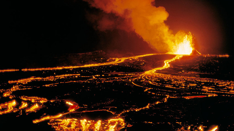 №3: Активные вулканы могут снабжать энергией целые города
