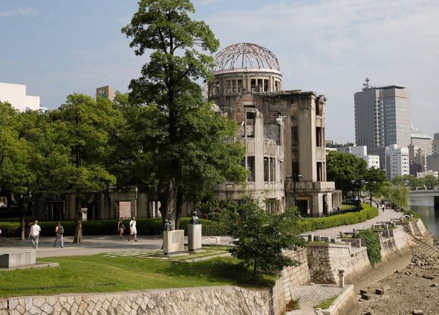 Фотографии Хиросимы после бомбардировки и спустя 70 лет  