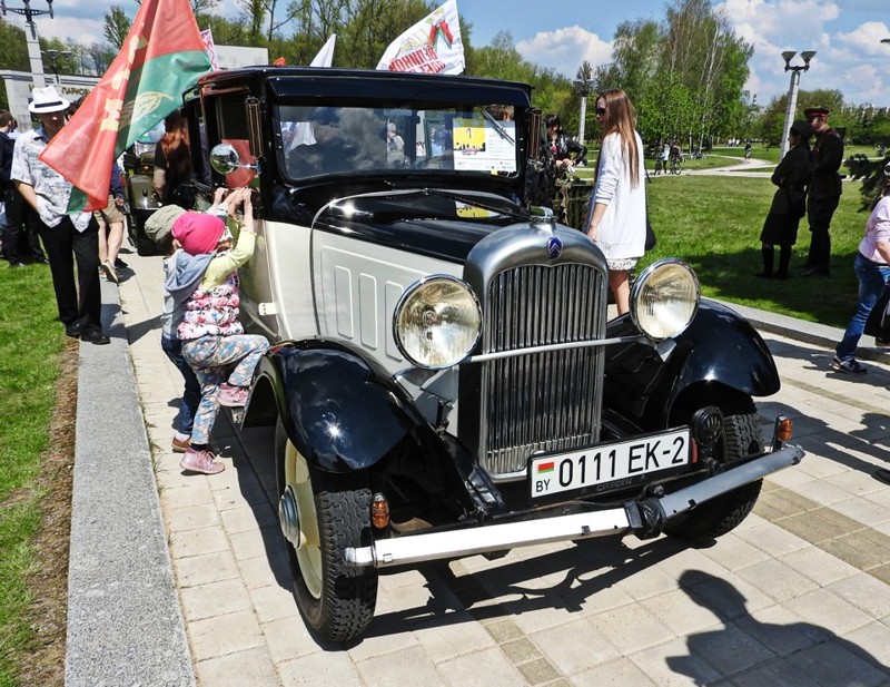 Слет классических автомобилей "Ретро-Минск 2016"