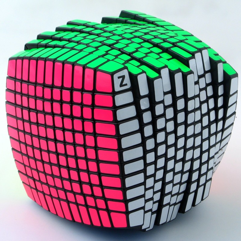 Ну очень сложный кубик Рубика