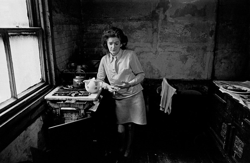 23. Ньюкасл, 1972. Хозяйка на кухне.