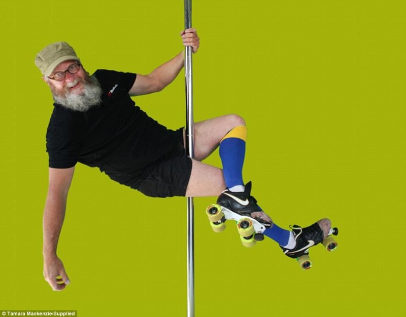 Знакомьтесь - Аллан Рейникка, 55-летний бородатый мужик, обожающий танцевать на пилоне