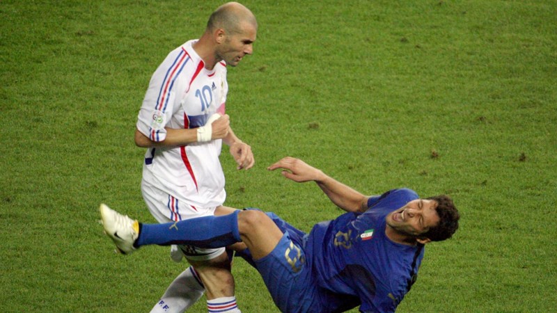 №1: Зинедин Зидан забодал Марко Матерацци, футбол (2006)
