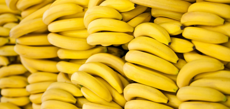 18. У вас судороги? Вам поможет вода с электролитами и бананы (они богаты калием)!