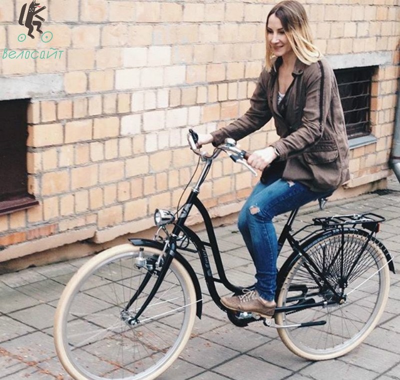 Велопрогулка как повод для знакомства: на каких велосипедах ездят самые красивые девушки?