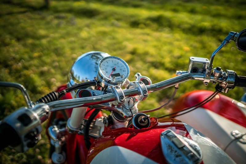 Кастом Moto Guzzi 850 T3 с коляской 
