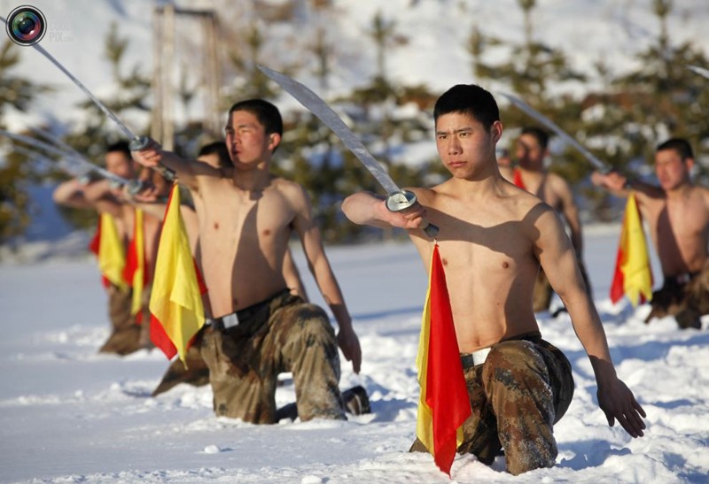 Солдаты китайской армии