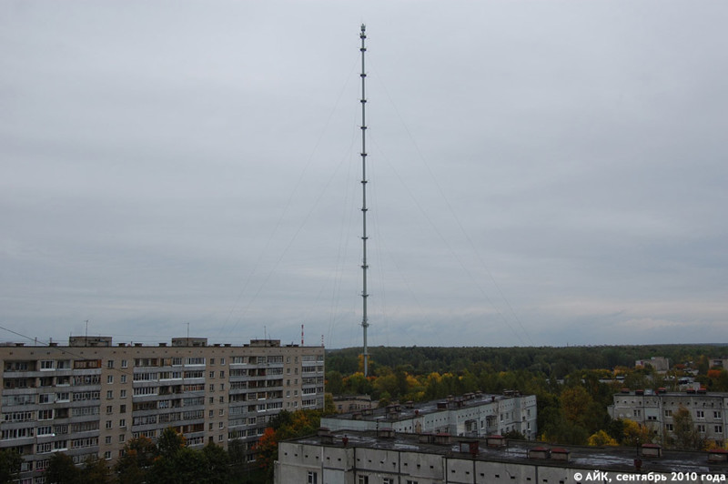 Самое высокое сооружение города - обнинская метеомачта (310 метров).