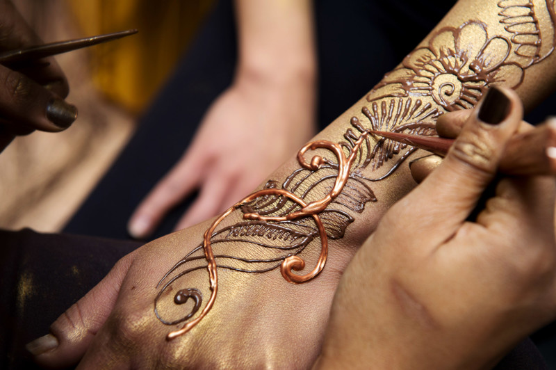 Мехенди – вместо тысячи татуировок