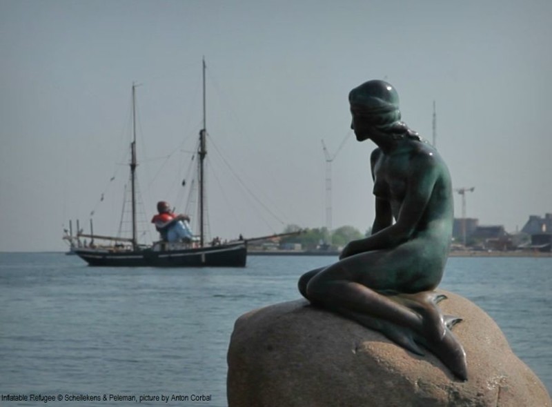 "Надувной беженец" и "Русалочка", Копенгаген 