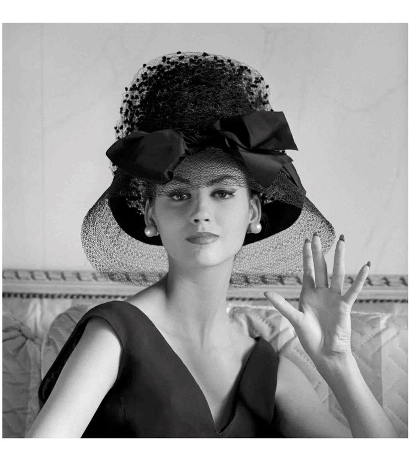 Норман Паркинсон – эксцентричный британский мастер, который вдохнул жизнь в модную фотографию