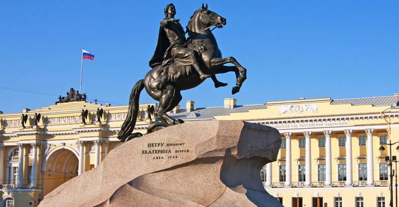 334 года назад родился первый российский император Пётр I Великий