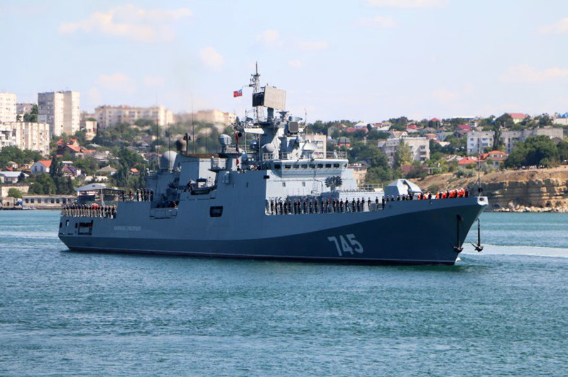 Как в Севастополе новый фрегат для ЧФ «Адмирал Григорович» встречали