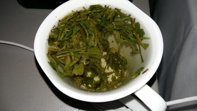 Зелёный чай. какая то трава по факту))