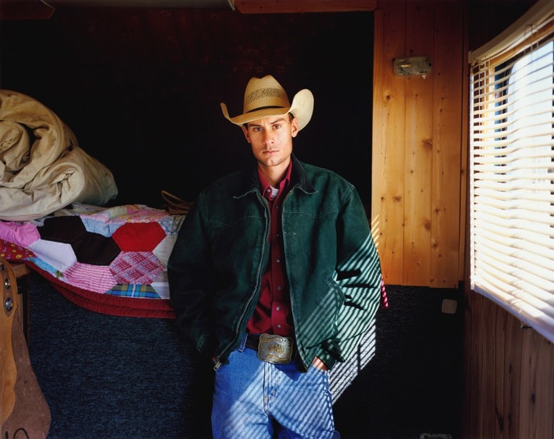 Работник ранчо Джастин Анз. Олни, штат Техас, 2009 год.