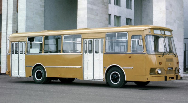 "Луноход" - история создания автобуса ЛиАЗ-677