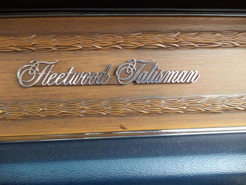 Король дорожных яхт: Cadillac Fleetwood Brougham, d’Elegance и Talisman