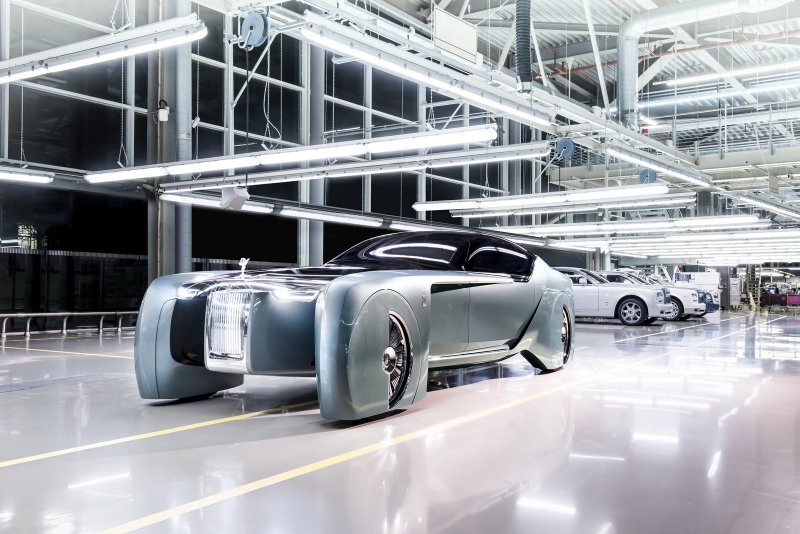 Rolls-Royce представил концепт-кар будущего к 100-летию BMW