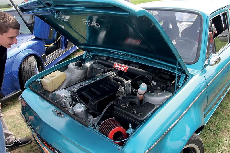 ЗАЗ-968А + двигатель от BMW-520 E