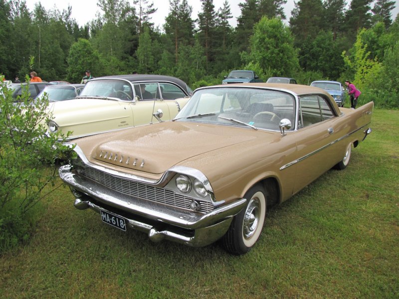 Chrysler Windsor 1958 года.