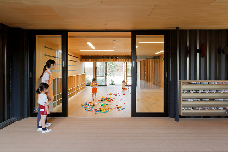Японский детский сад из контейнеров, которому не страшны землетрясения