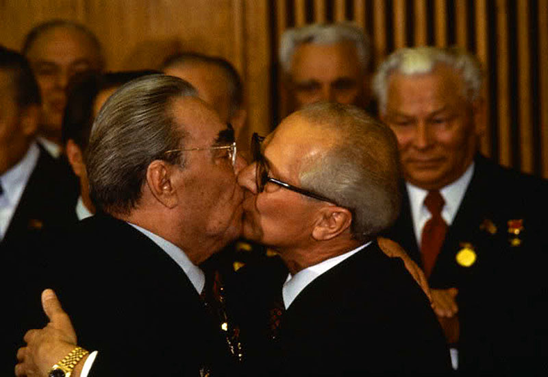 Третьяк рассказал, как его поцеловал генсек СССР Леонид Брежнев