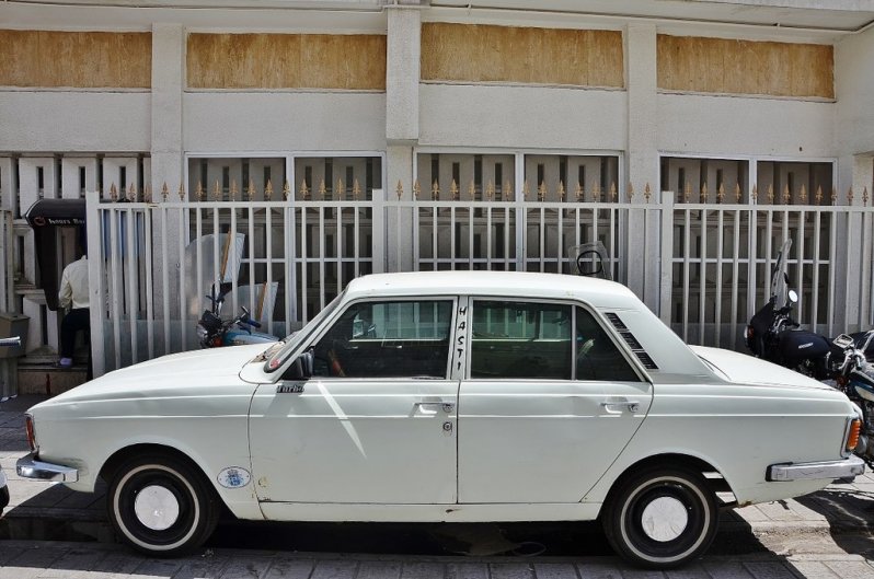 "Газели" на улицах Тегерана и чудеса иранского автопрома