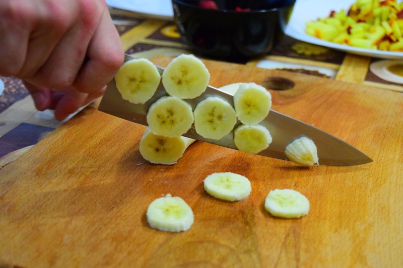 Режем банан